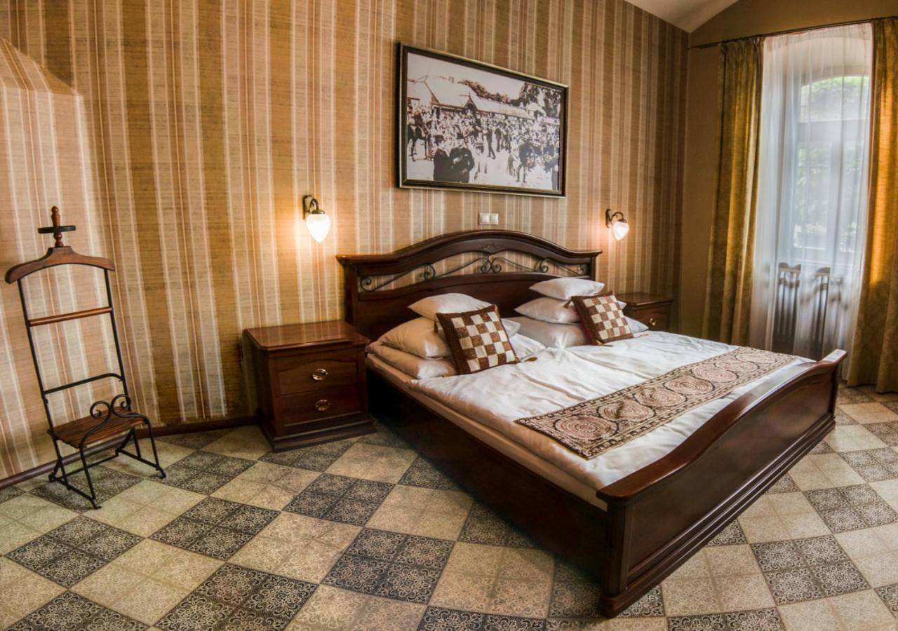 קושיצה Pension Horse Inn מראה חיצוני תמונה