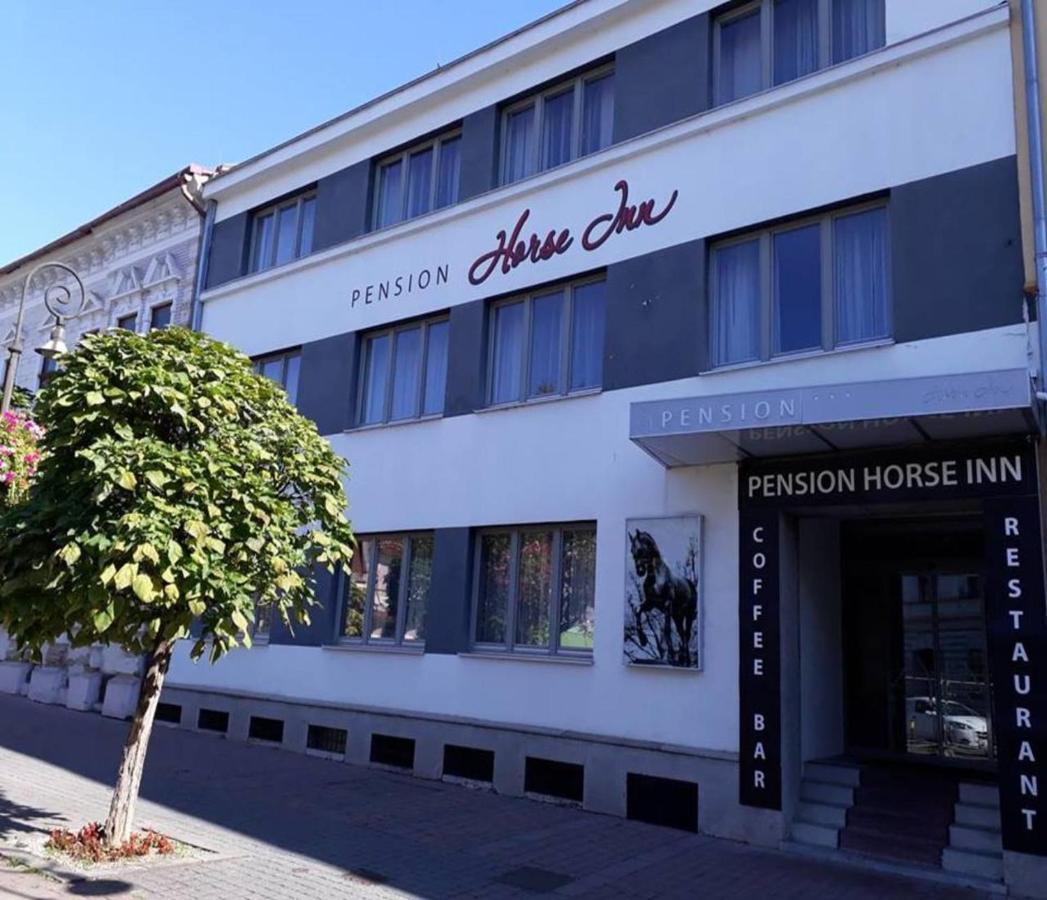 קושיצה Pension Horse Inn מראה חיצוני תמונה